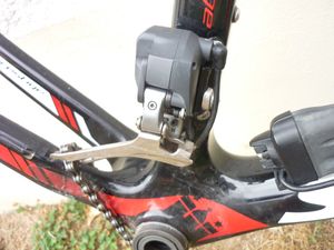 DERAILLEUR SHIMANO DI2 - 1