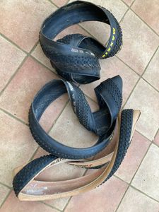 Lot pneus tubeless VTT 29  - 1