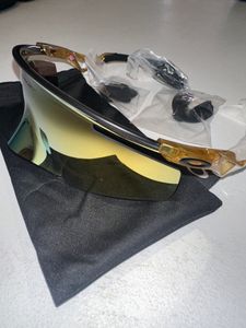 OAKLEY kato QNTM gold - 1