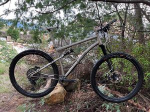 VTT LEON TITANE - 1