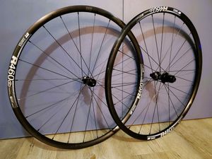 Roues artisanales neuves ultra légères route à dis... - 1