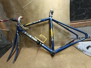 Cadre route  aluminium Basso er taille 45  - 1