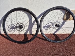 Paire de roues montées pneus et disque sram 160mm ... - 1