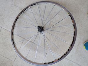 Roue arrière ksyrium pour pièces  - 1