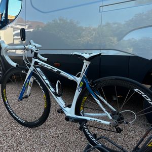 Vélo de course école de vélo  - 1
