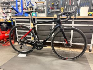 WILIER GARDA HYBRID 2025 taille M couleur Noir Rou... - 1