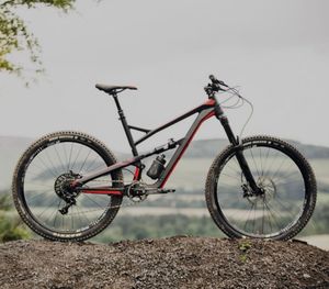 VTT tout suspendu trail/enduro YT Jeffsy AL One 27... - 1