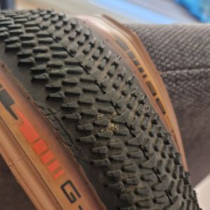 Paire de Pneus Schwalbe G-One R 700x40C - 1